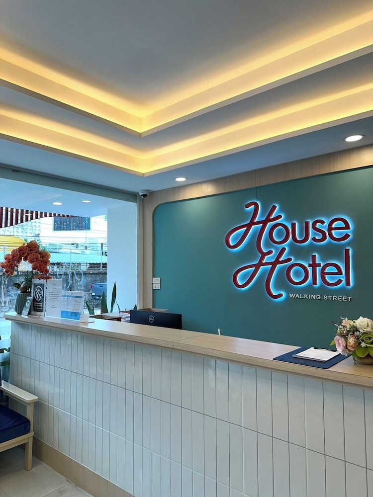 Smile Court Pattaya 9/67