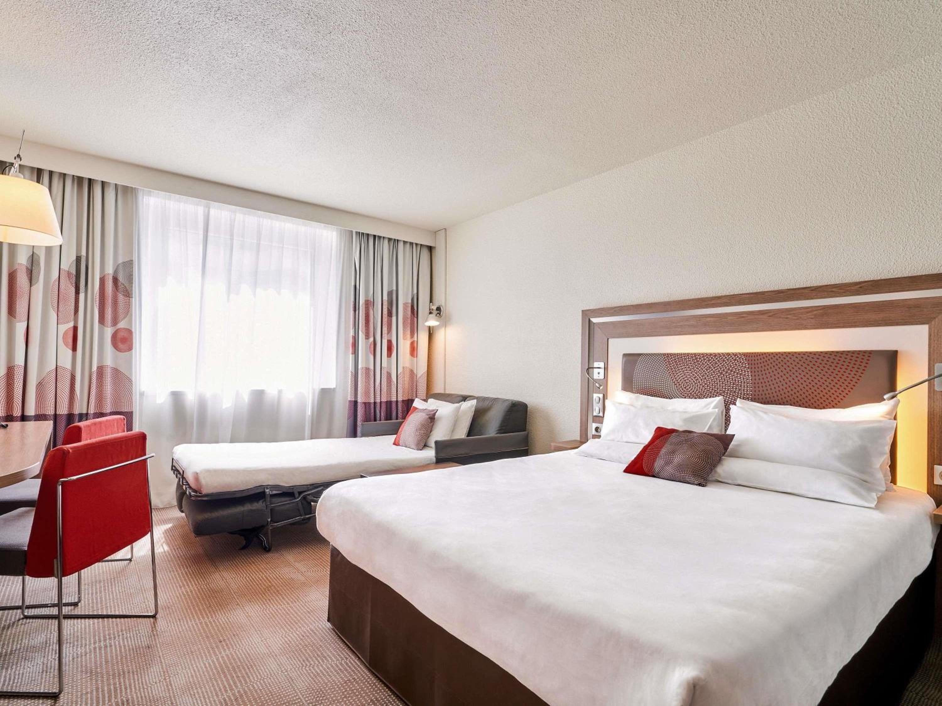 Adjoining, 2 Double Beds