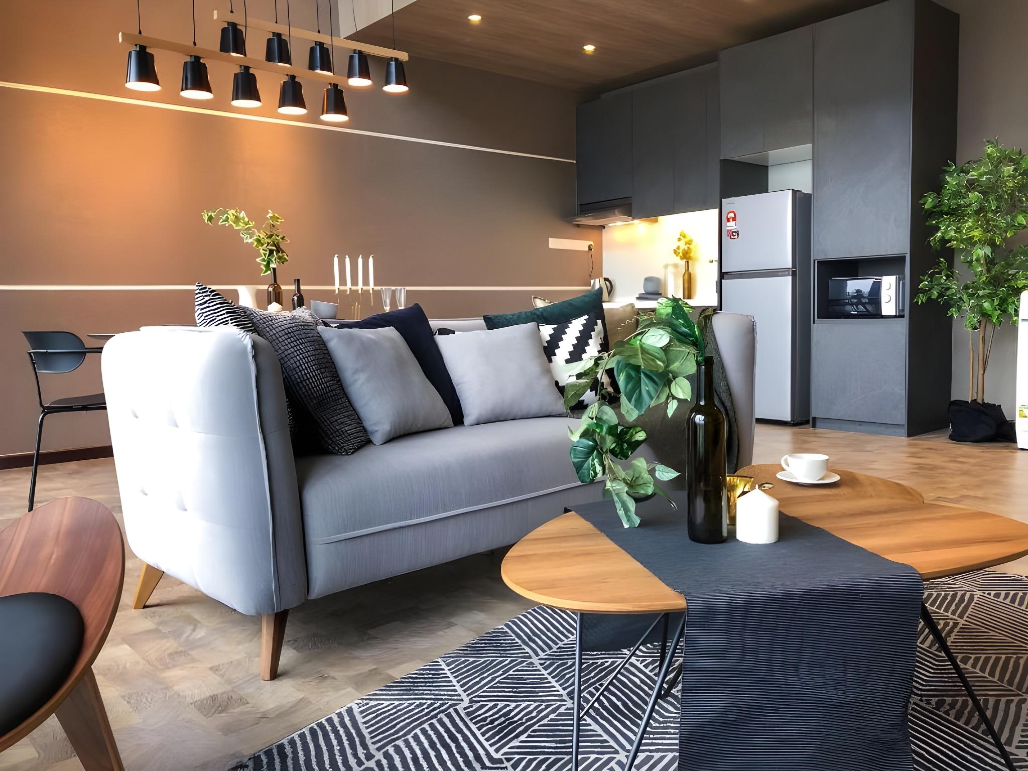 Expressionz Professional Suites by G Suites 30/50