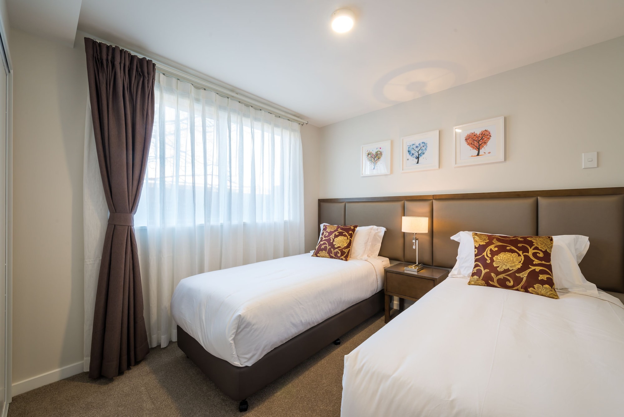 2 BEDROOMS, APARTMENT