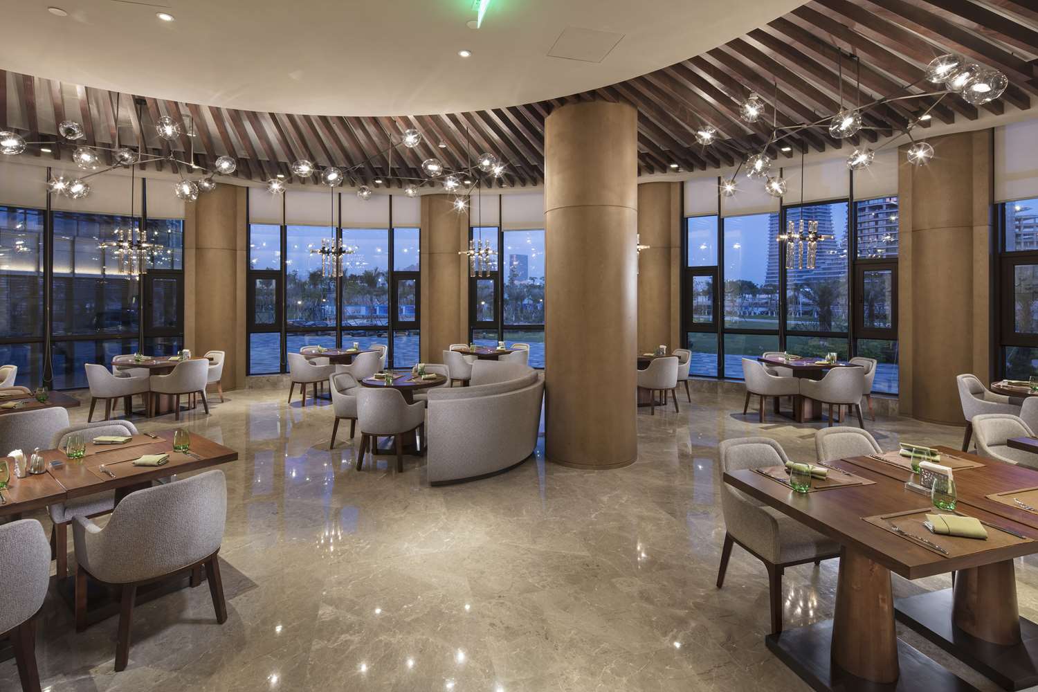 restaurant cafeteria
