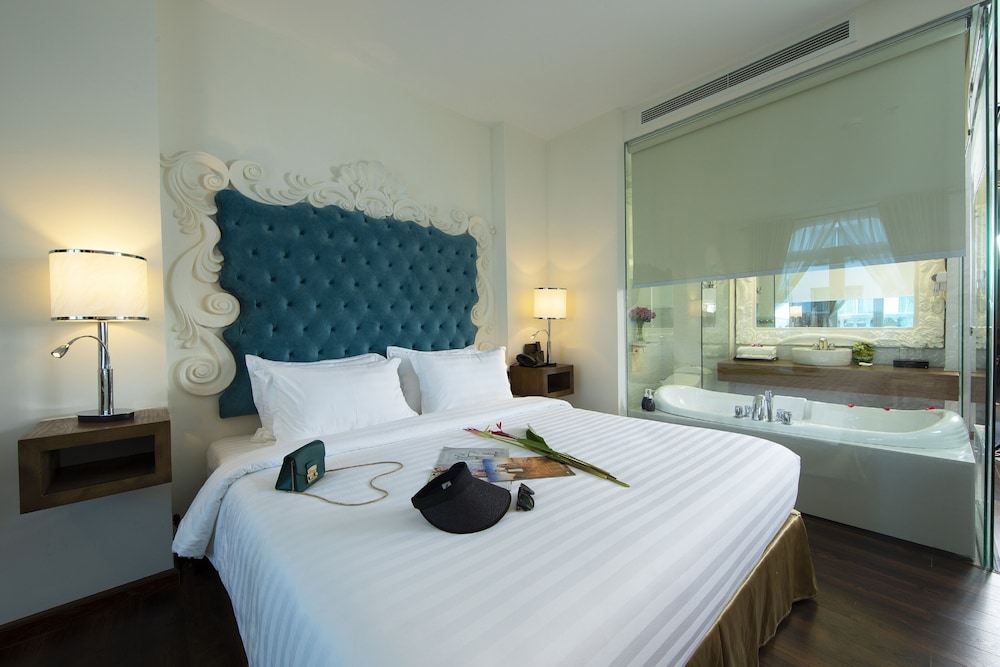 Blue Diamond Luxury Hotel 16/72