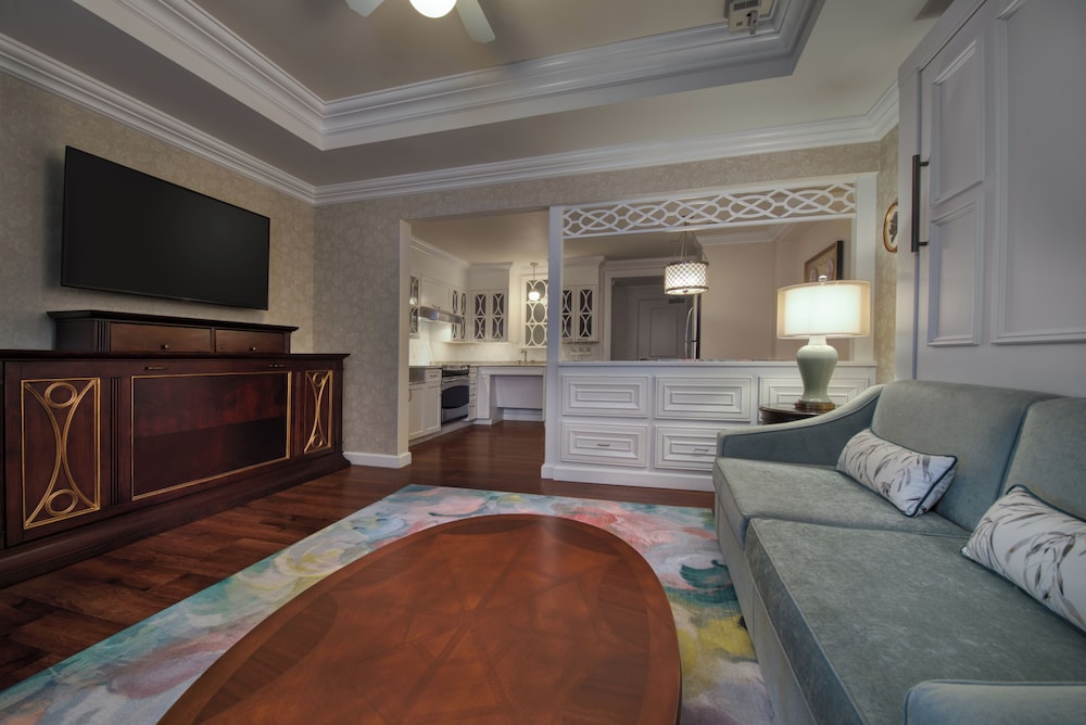The Villas at Disneys Grand Floridian Resort and Spa 19/45