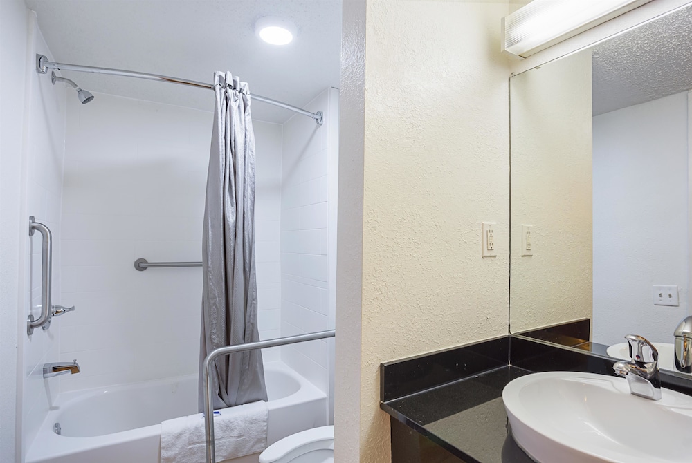 Motel6 Jackson, MS 48/61