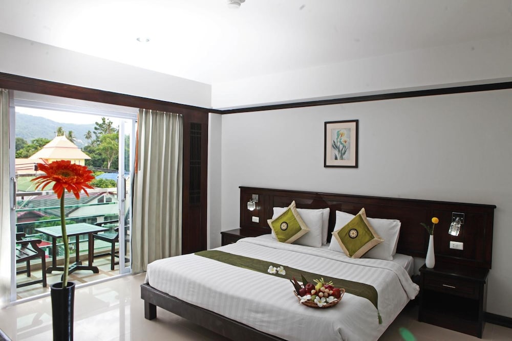 First Residence Hotel 17/48