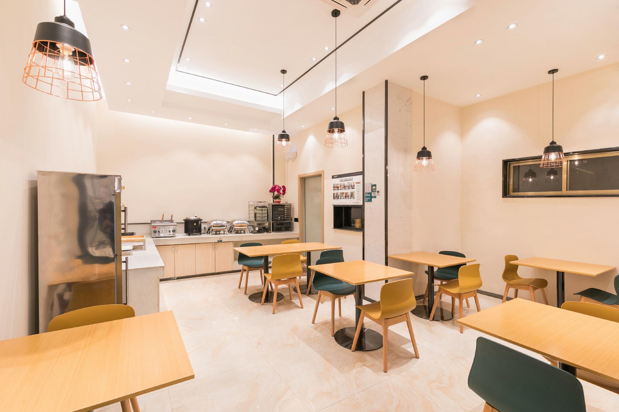 City Comfort Inn( Guangzhou Zengcheng Wanda Plaza Metro Station) 37/50