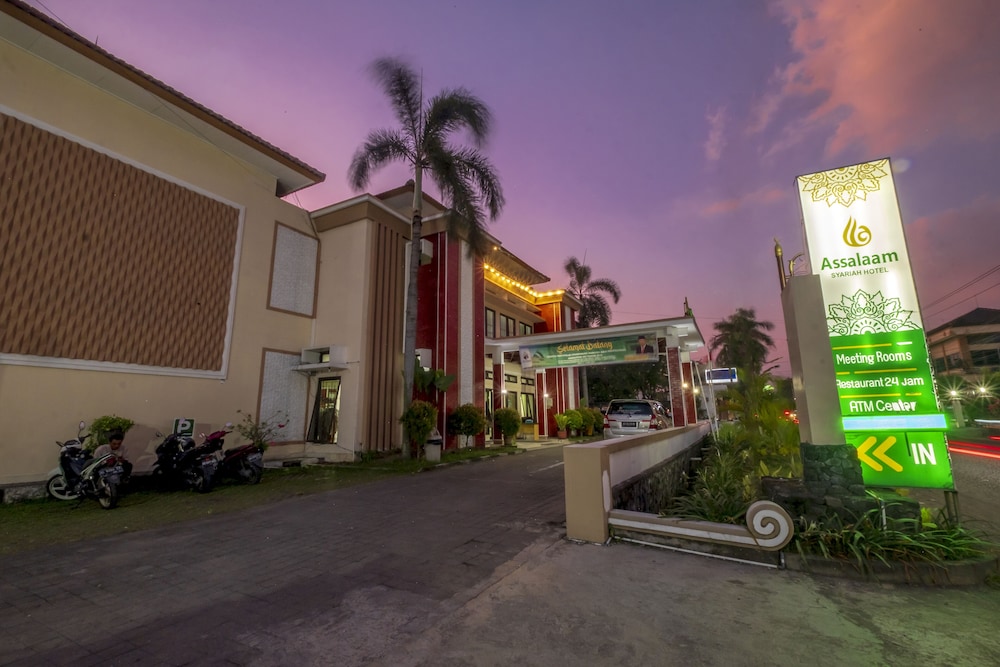 Assalaam Syariah Hotel 23/27