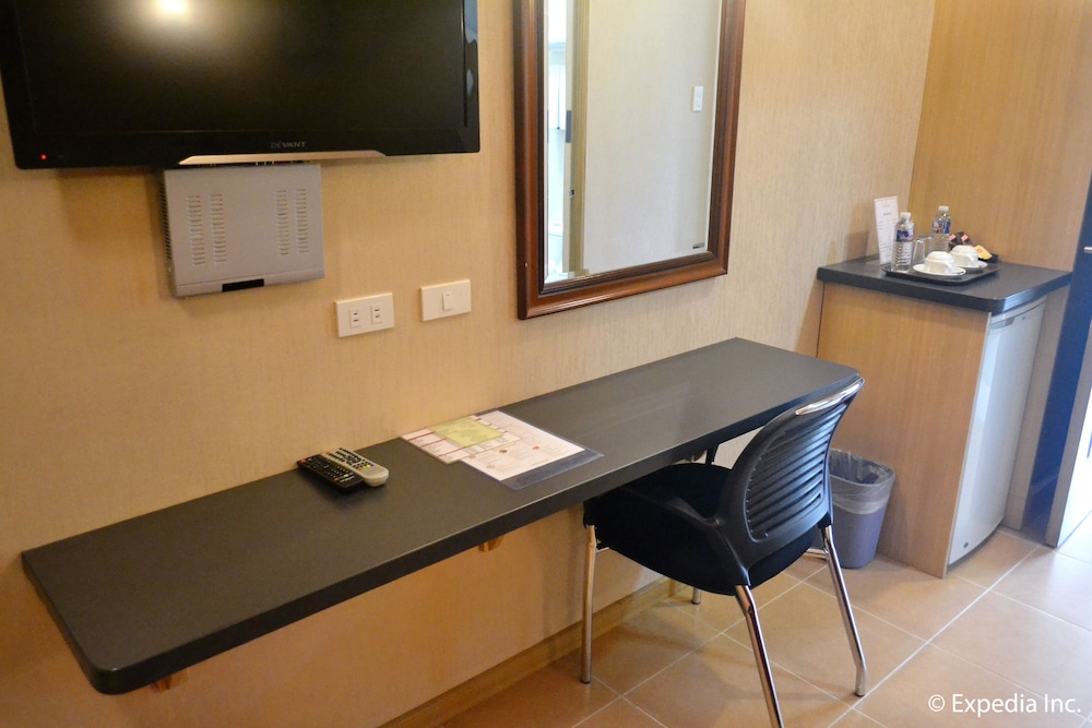 Hanan Hotel Tagaytay 48/64