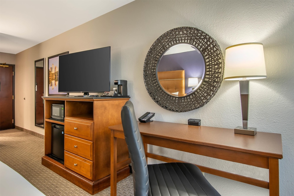 Drury Inn Suites Atlanta Morrow 3/50