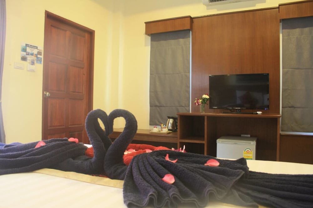 Tamarind Twin Resort 38/49