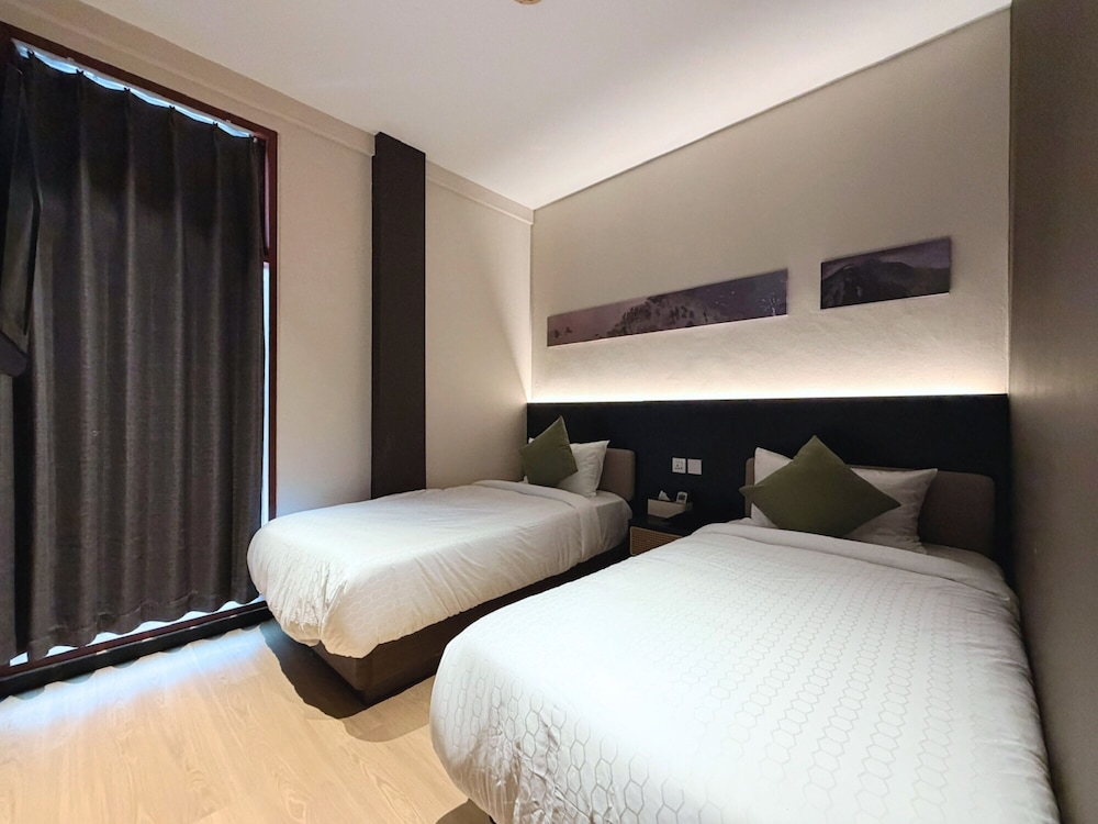 Asphodel Inn Singapore 37/65