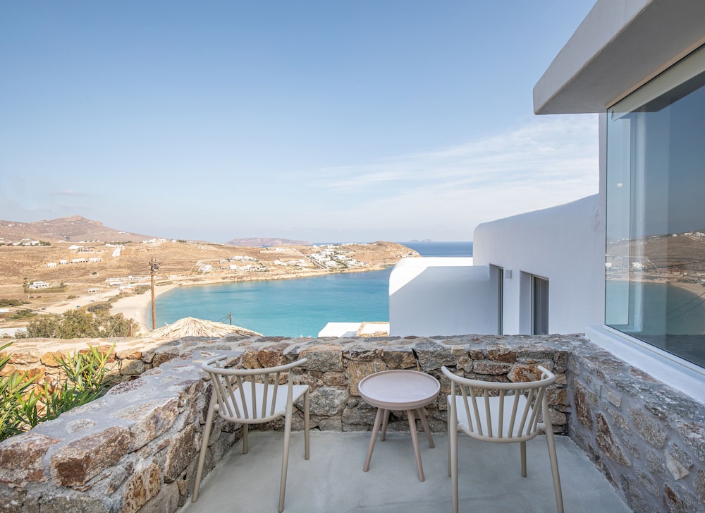The Summit of Mykonos 65/73
