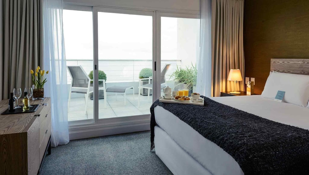 Mercure Montevideo Punta Carretas 24/64