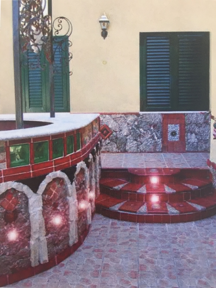 Villa Arianna 2/50