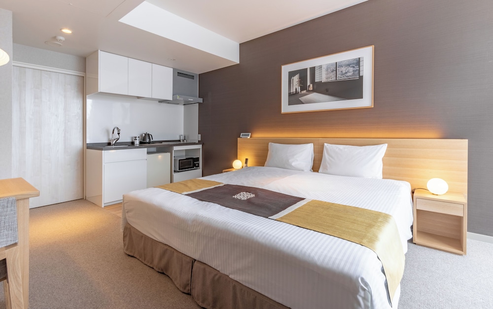 Level, Superior, Studio, King Bed