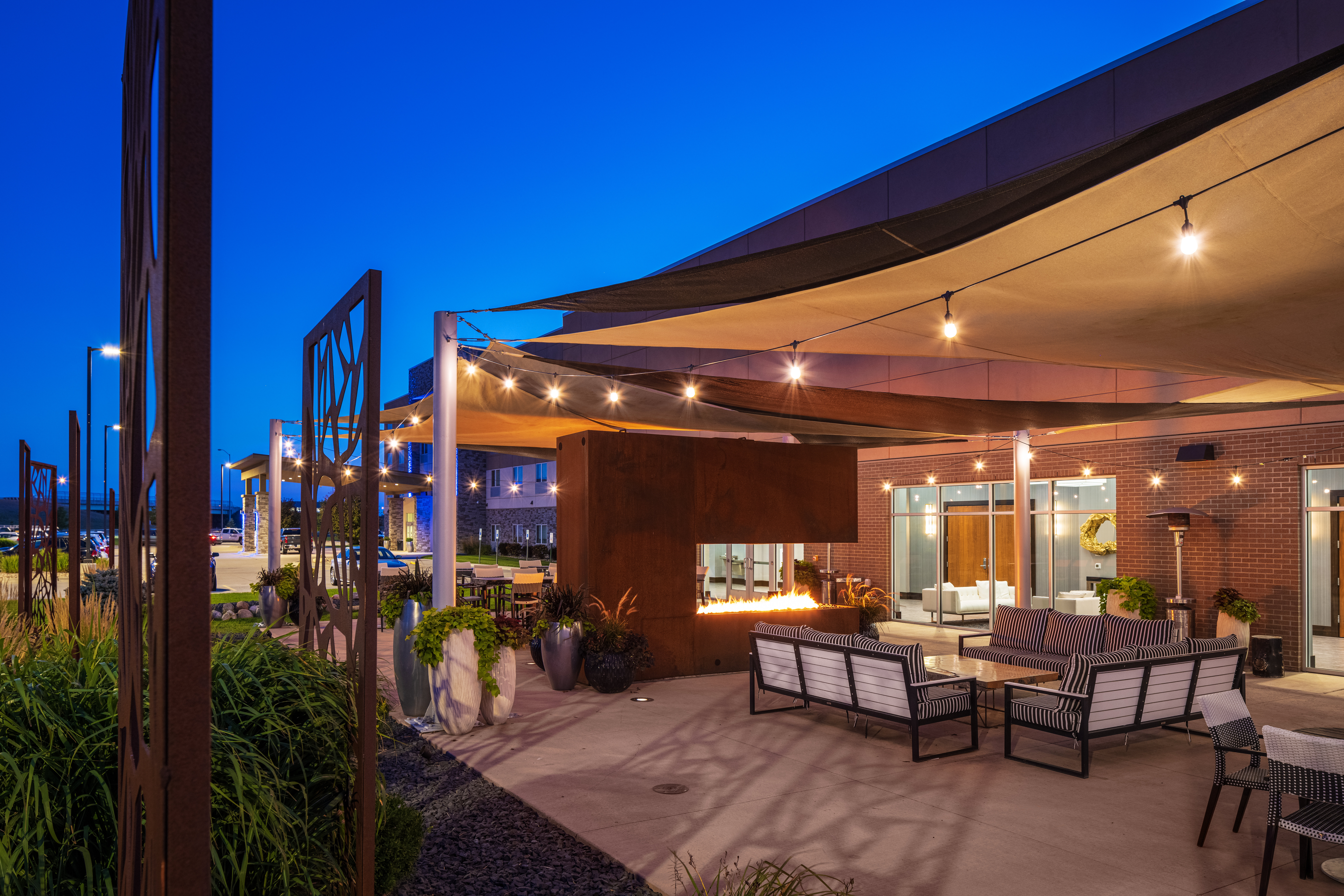 Holiday Inn Express and Suites Sioux City North Event Center an IHG Hotel 7/70