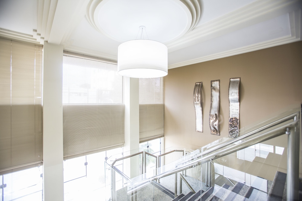 Astron Suites Sao Jose dos Pinhais 52/54