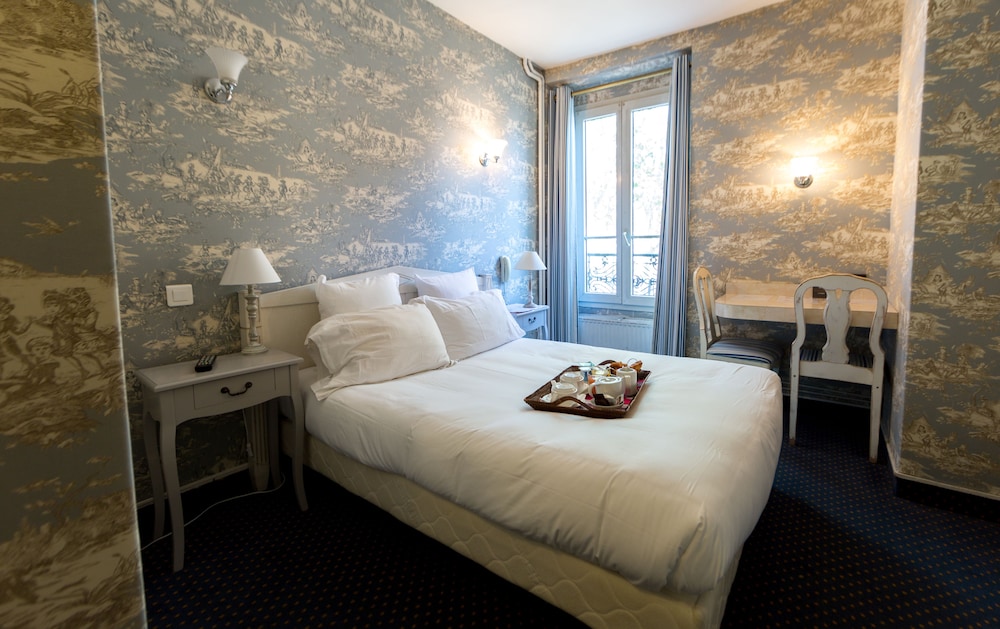 Hotel Regyn S Montmartre 24/58