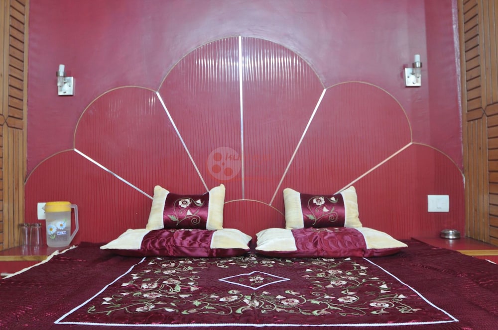Hotel Sidharth Regency 26/34