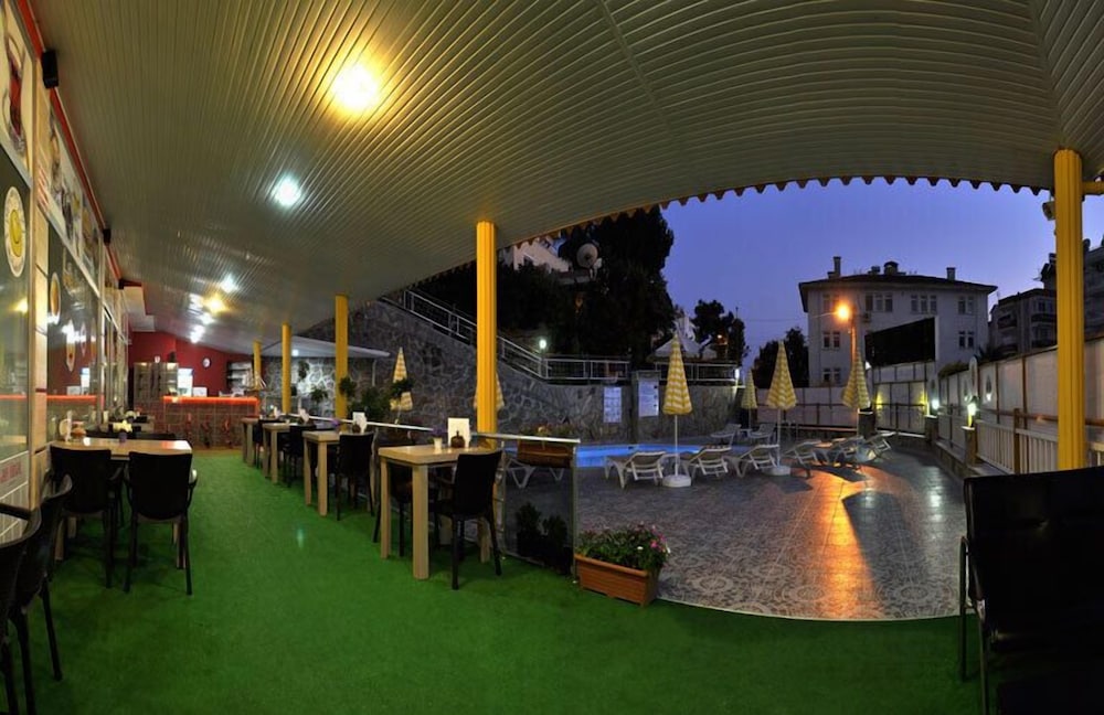 Ali Unal Apart Otel 9/12