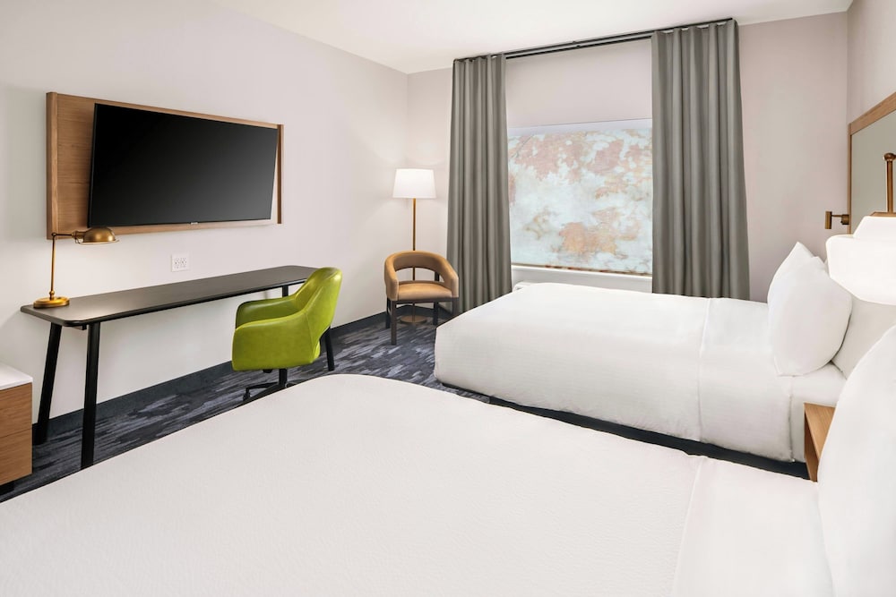 Fairfield Inn & Suites Gravenhurst Muskoka 20/50
