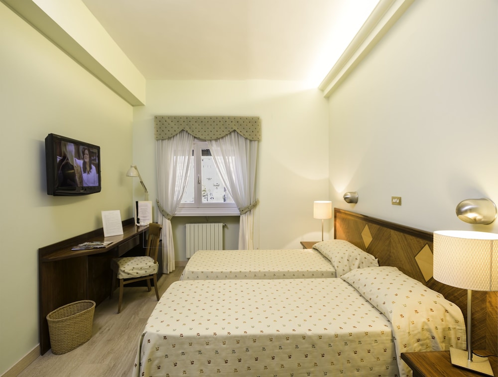 Cacciani Hotel 22/48