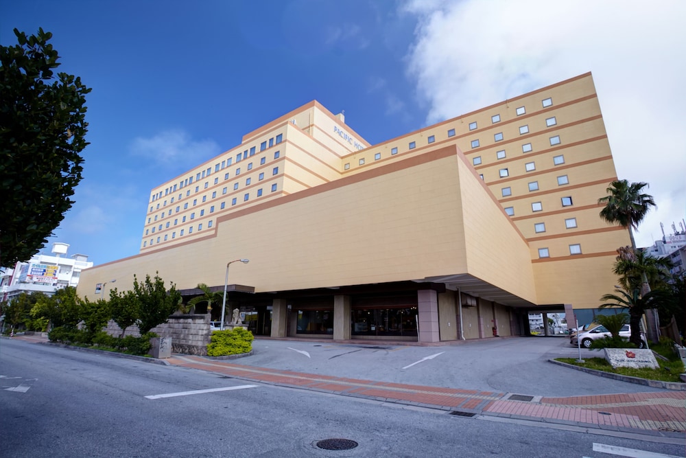 Pacific Hotel Okinawa 62/72