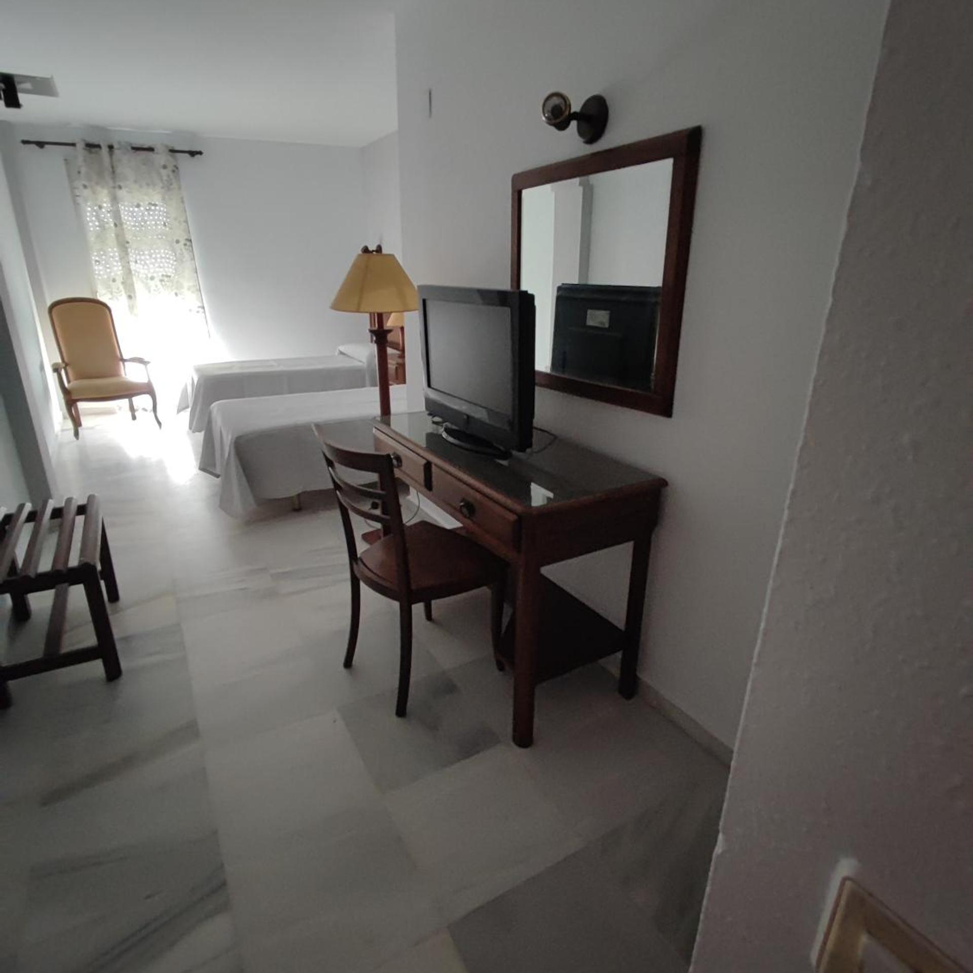 Hotel Cervantes 32/37