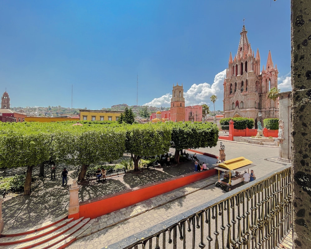 Hotel Del Portal San Miguel de Allende 45/50