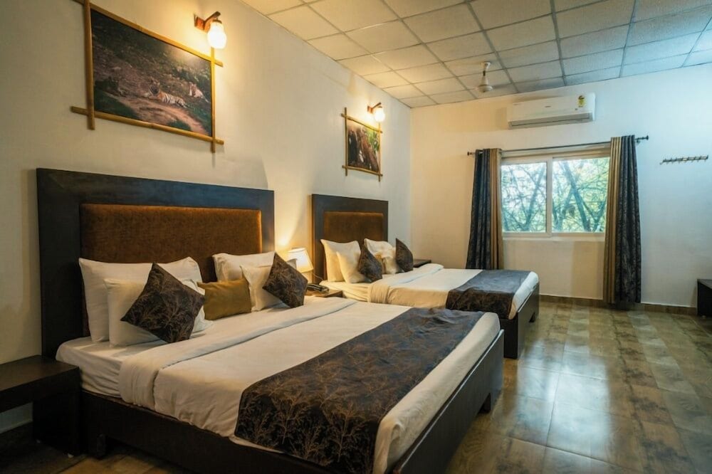 Mogli Resort 7/50