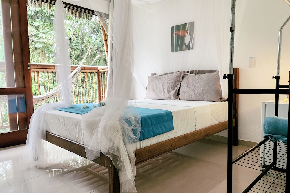 Bali Suites Itamambuca 14/48