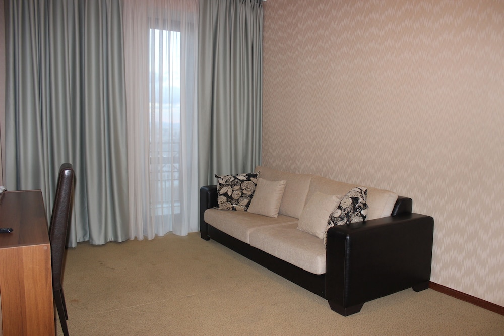 Astoria Tbilisi Hotel 28/33
