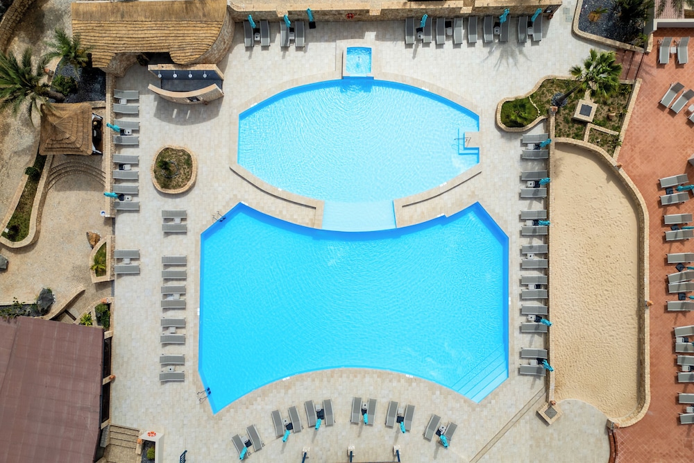 Ahg Marine Club Beach Resort 8/60