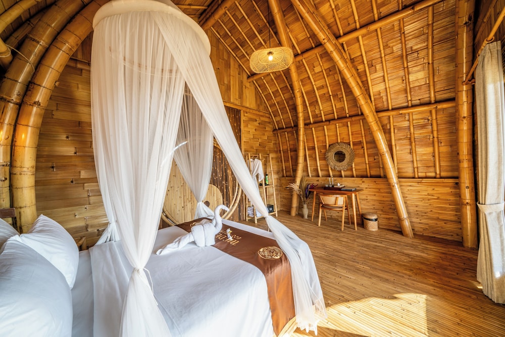 The Dewi Eco Bamboo Villa 19/58