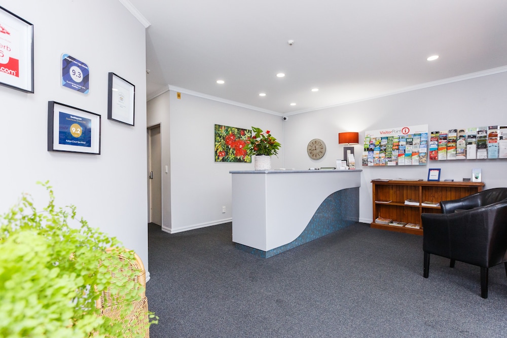 Aubyn Court Spa Motel 2/41