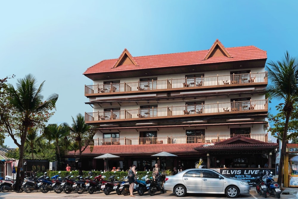 Jomtien Boathouse 1/56