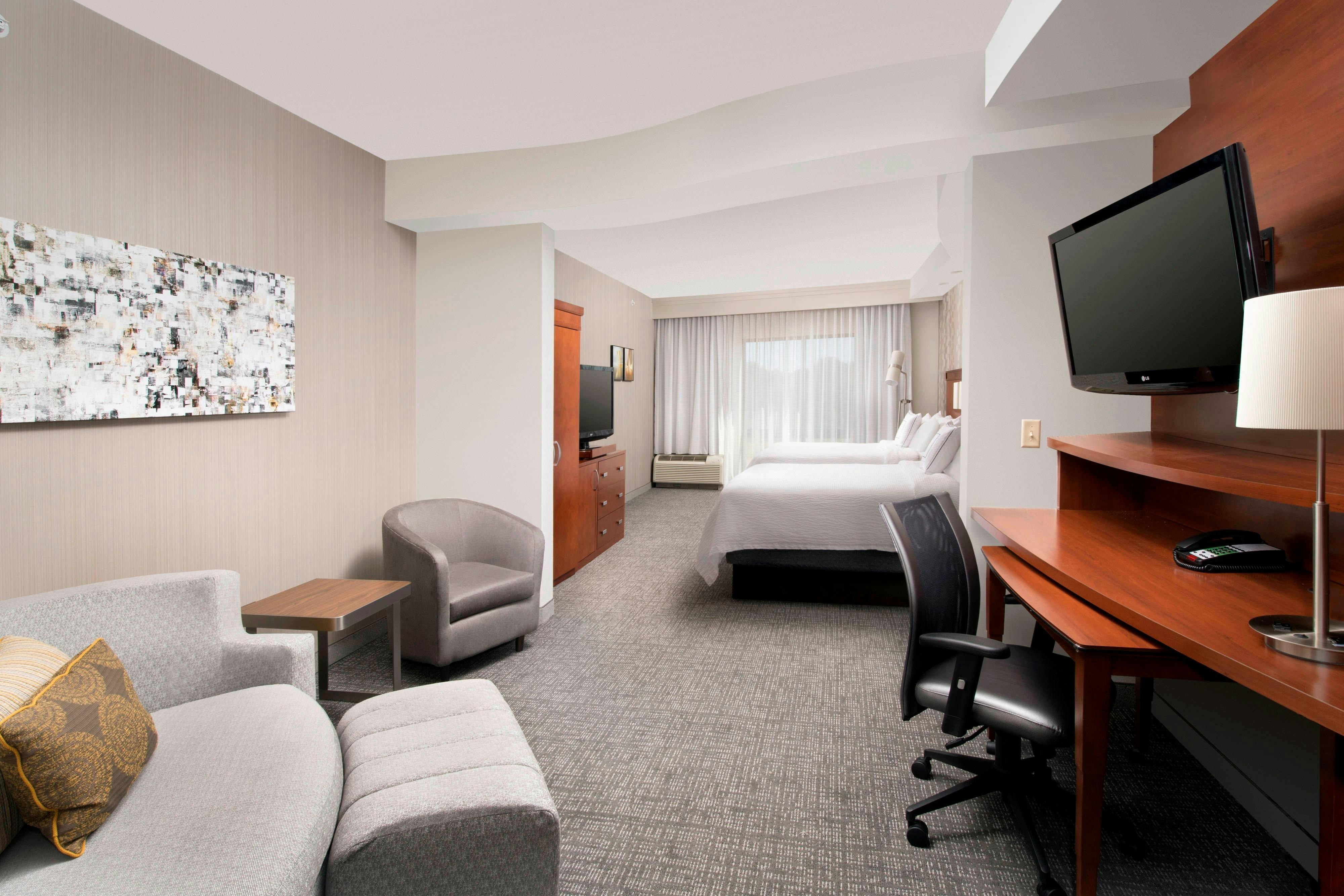 Courtyard by Marriott Tyler 10/22