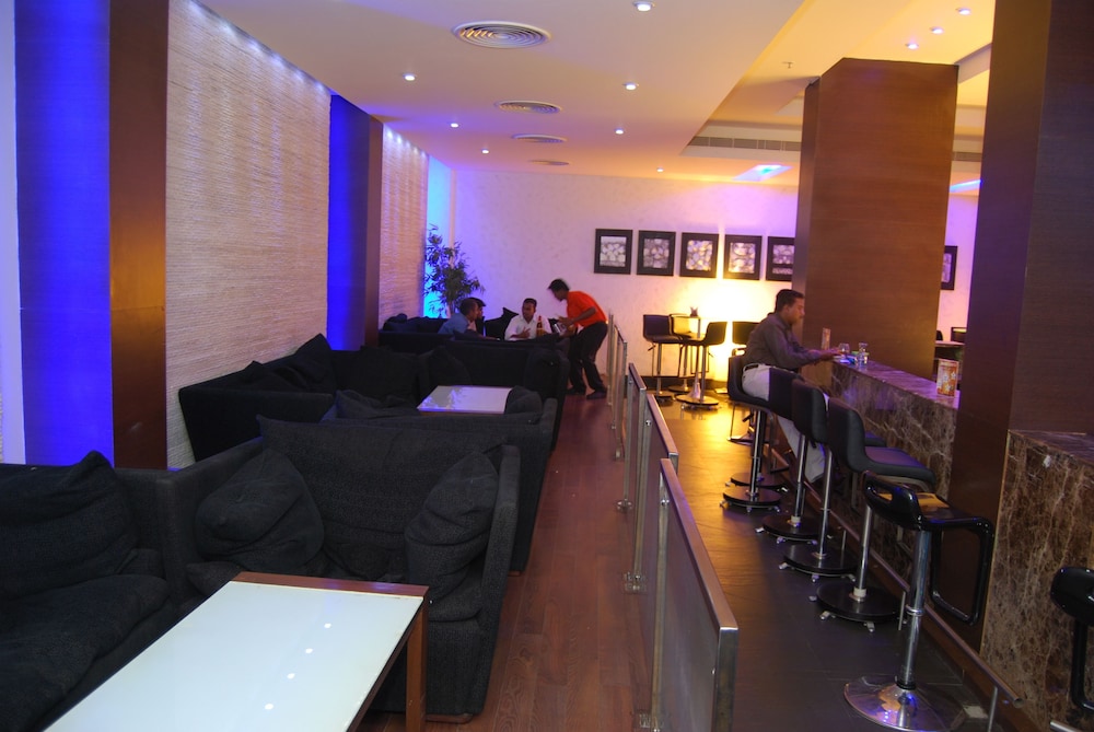 Gokulam Park Sabari Omr Hotel 22/33