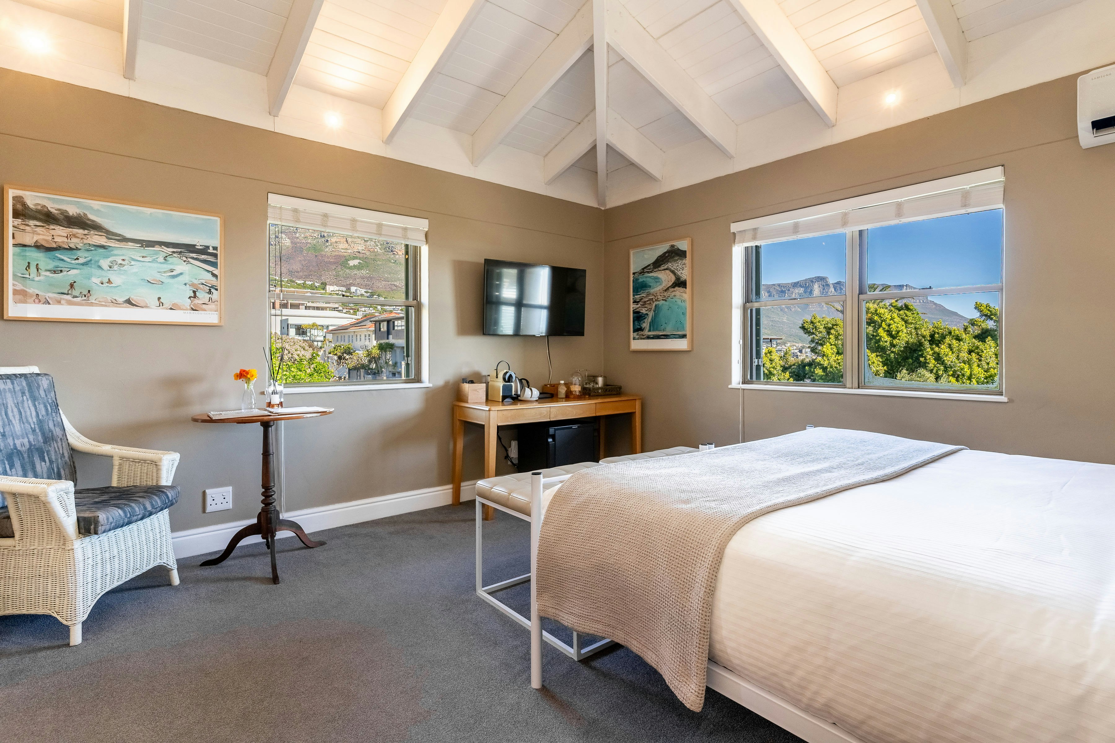 Camps Bay Retreat 24/64