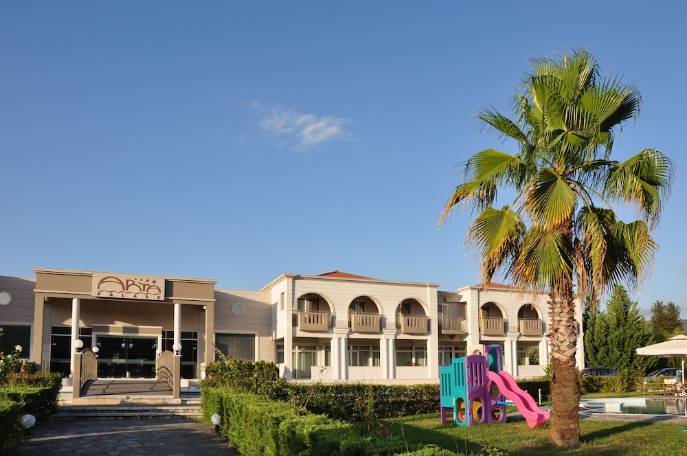 Arta Palace Hotel 48/52
