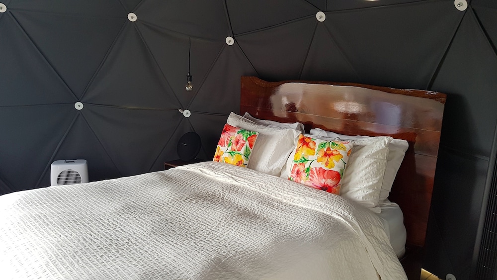 Chira Glamping Monteverde 12/50