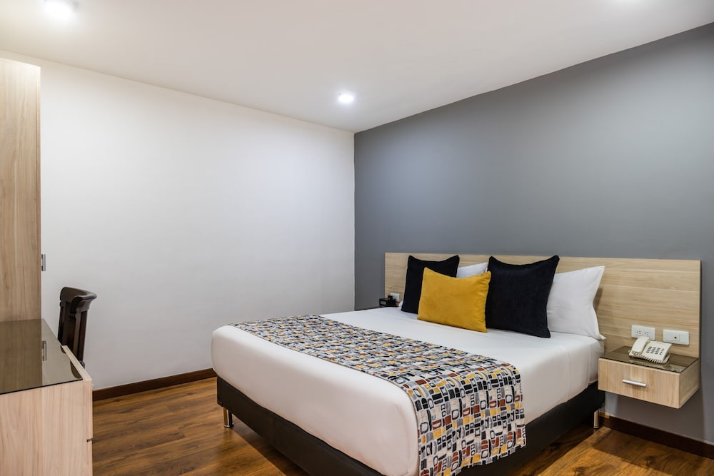 SUPERIOR, DOUBLE BED