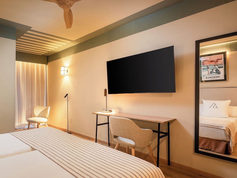 غرفة قياسية داخلية بسريرين منفصلين بإطلالة، Hotel Artiem Capri 8/10