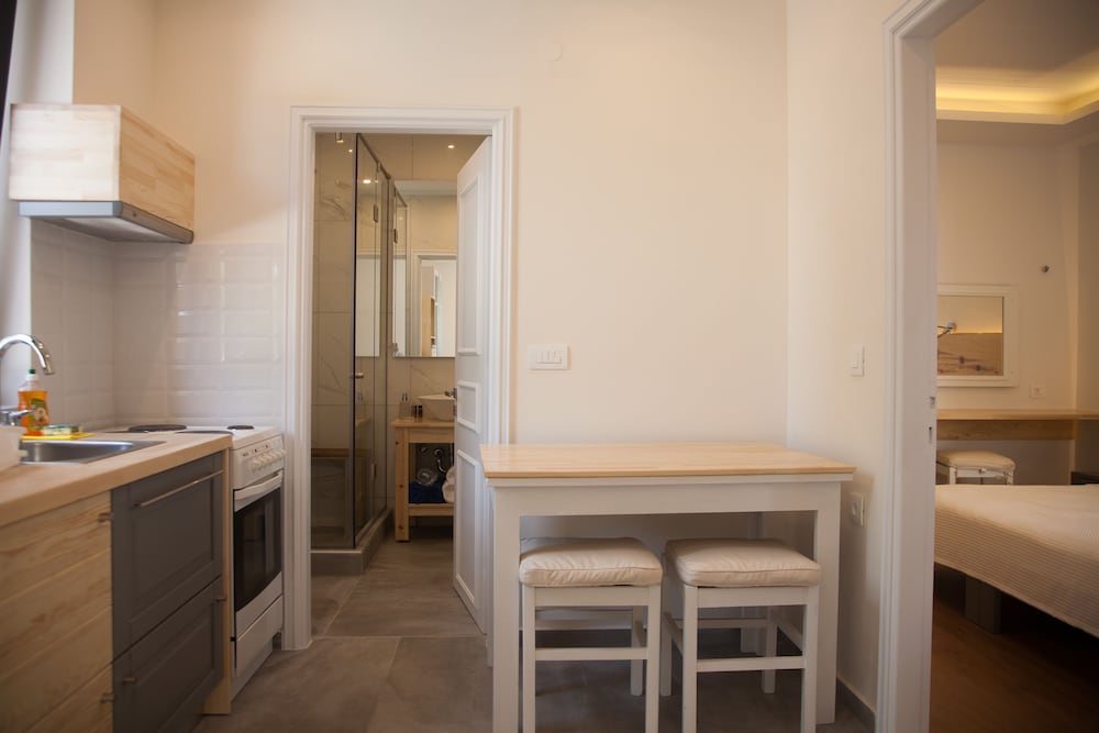 Artemis Village Apartments &amp; Studios 13/50