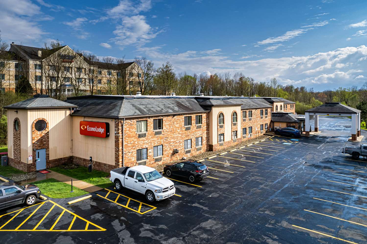 Econo Lodge Cleveland Southeast Kent 26/29