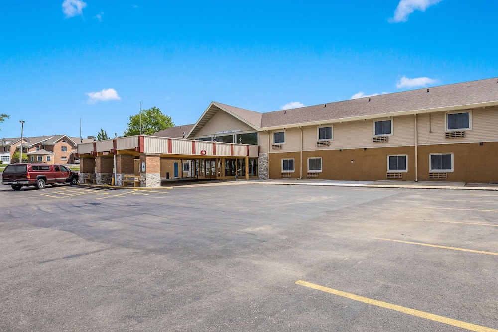 Equality Inn, Rockford (IL) 17/22