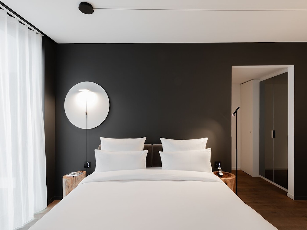 Junior Suite, King Bed