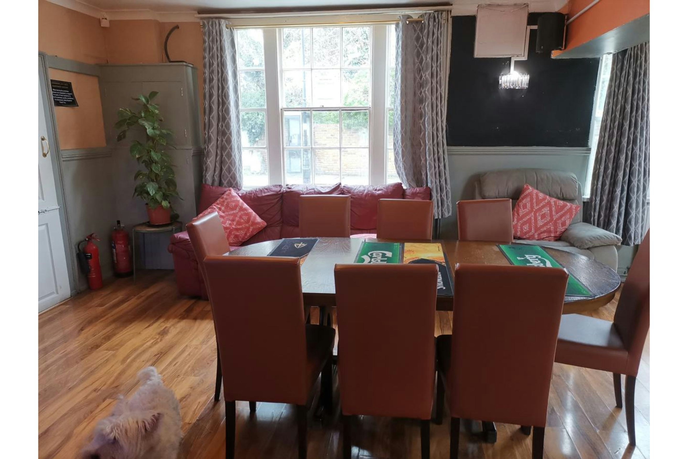 OYO Swan Inn, Heathrow Airport 26/31
