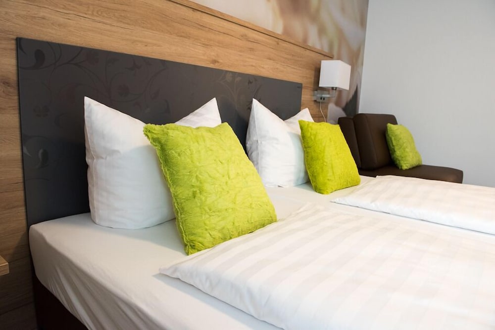 The Outlet Hotel 17/37