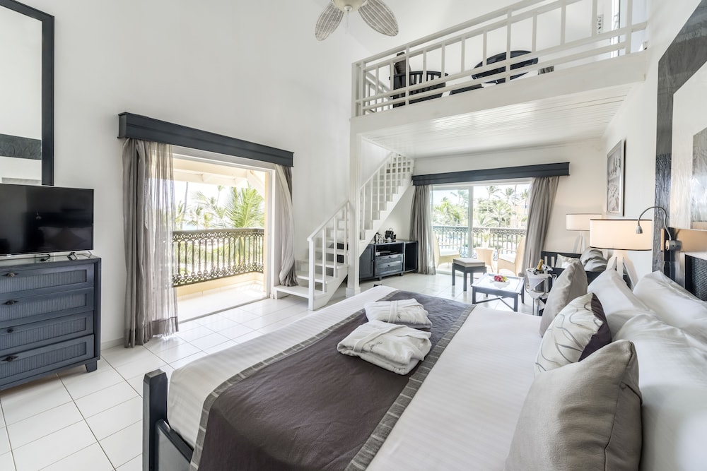Ocean Blue And Sand Beach Resort - All Inclusive 9/47